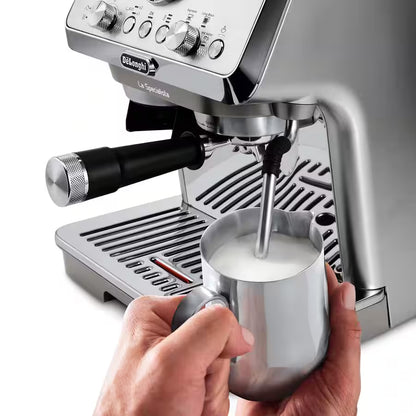 La Specialista Arte Evo Compact Manual Bean to Cup coffee machine with Cold Brew