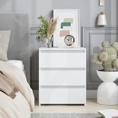 Arieyonna 3 - Drawer Nightstand in White